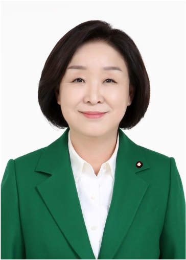 아오키 아이코 내각총리대신.png