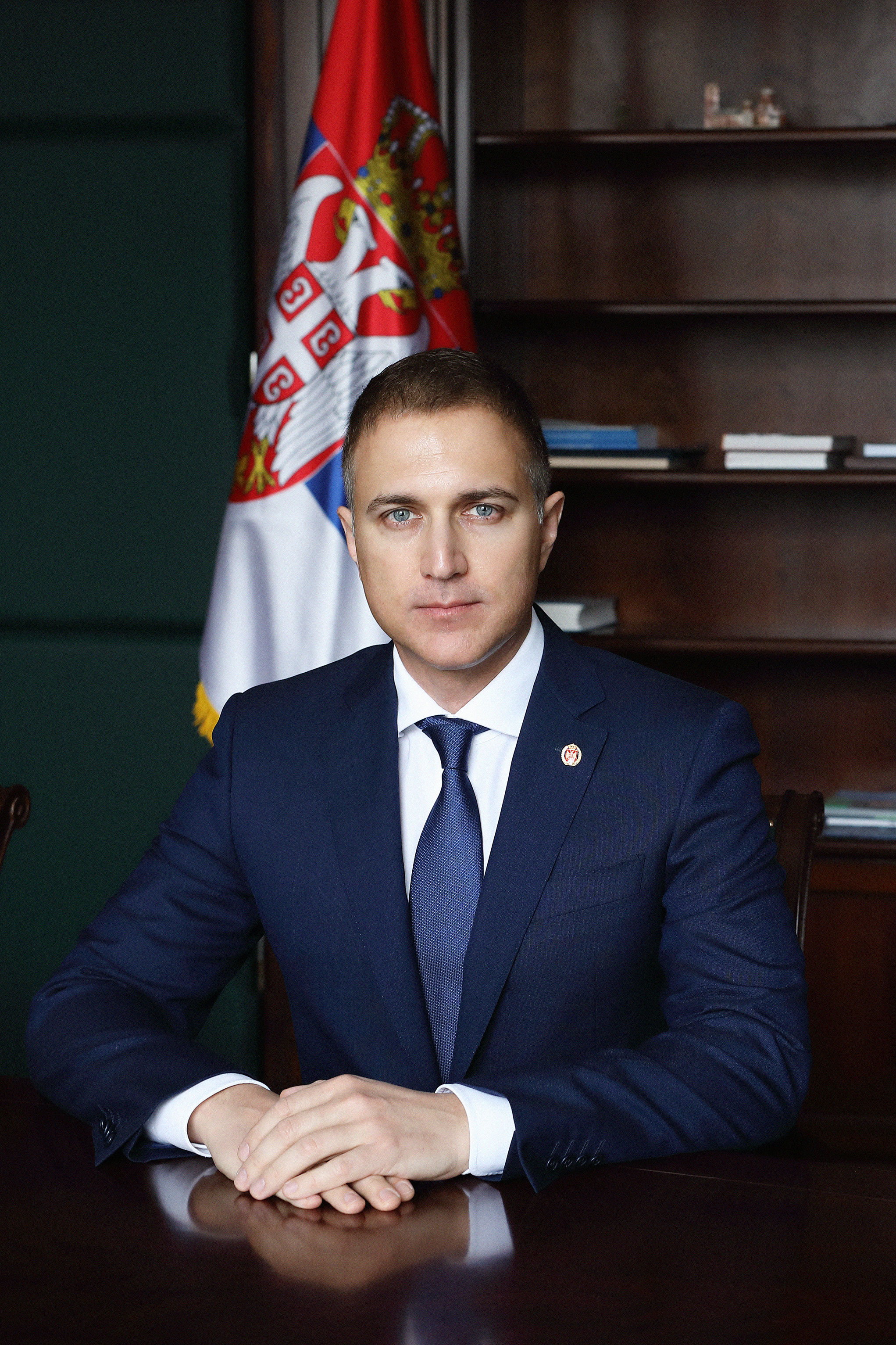 Nebojša Stefanović ministar odbrane.jpg