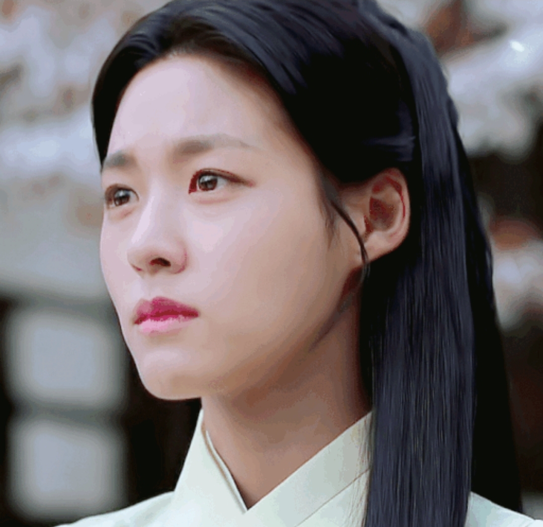 이리윤.jpg