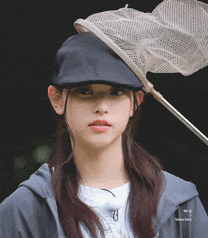 대강해린외무대신의프로필.gif