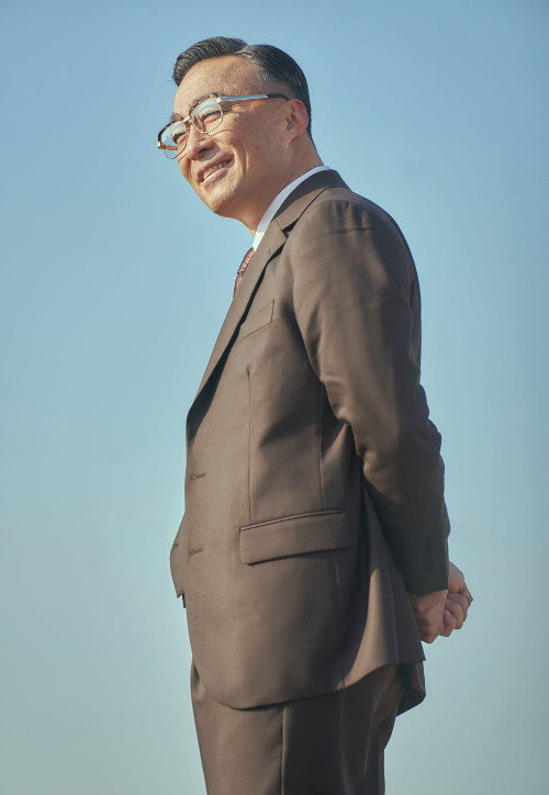 금 강 전신.jpg