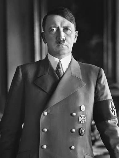 Hitler portrait crop.jpg