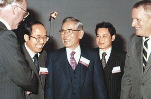 이병철 외국투자자와 만남.jpg