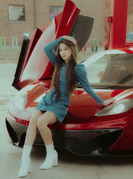 파일:정수진 가수.jpg
