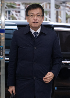 세르히 카르야킨(최상목).png