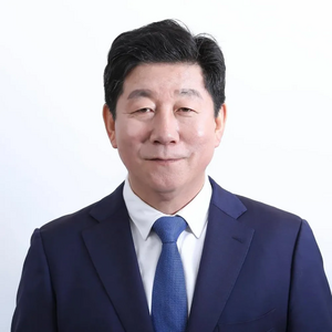 이강현사진.webp