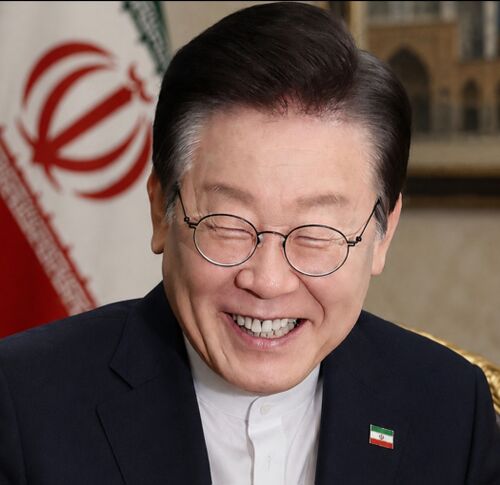 호세이니 럼통 대통령.jpeg