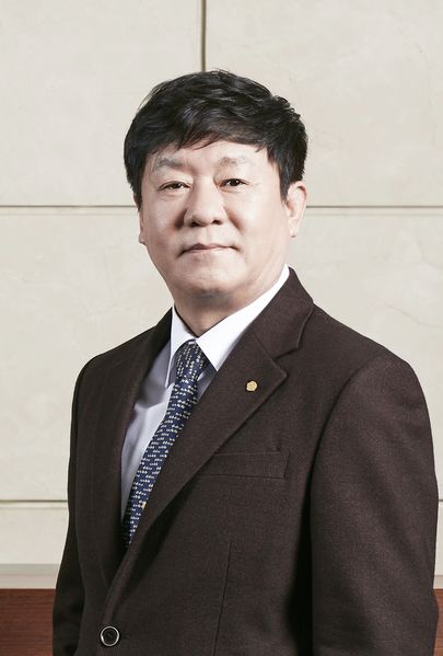 파일:김윤식.jpg