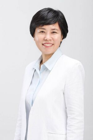 신지혜.jpg