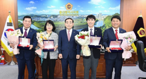 익스테딕 이장걸 대통령 취임식.PNG