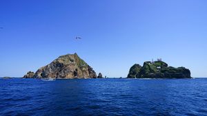 Liancourt-Rocks.jpg