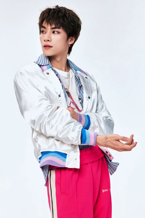 샤오쥔 SM30주년.png