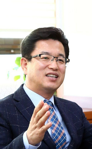 정문석.png