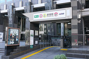 Toei-Shinjuku ent.png