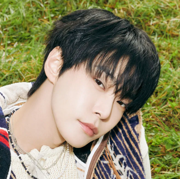 파일:도영 시리도록 눈부신.png