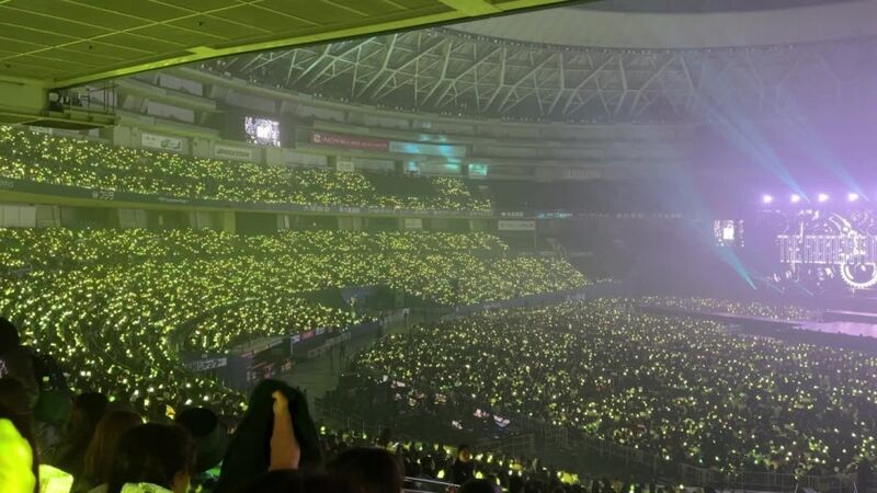 파일:NCT 콘서트2.jpg