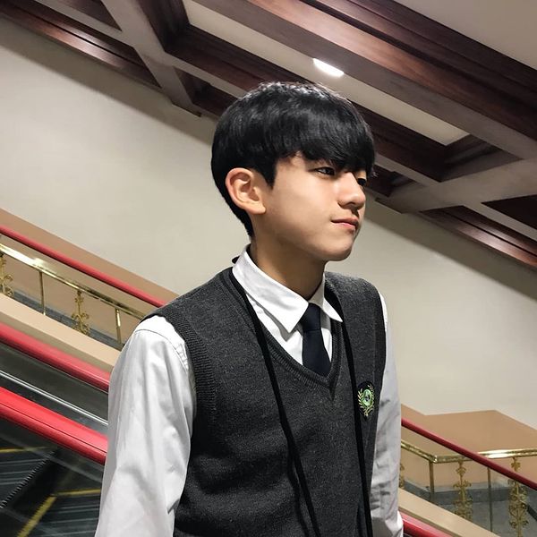 파일:왕석현 교복사진.jpg