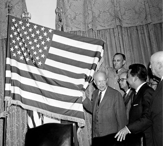 Flag-day-secondary600x540.webp